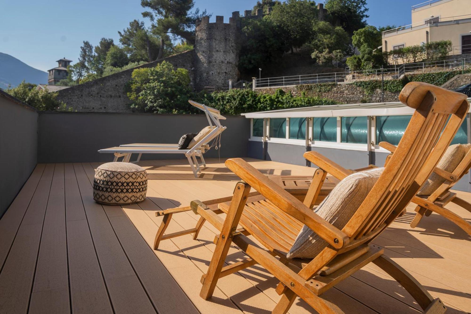 מונליה Hotel Villa Edera & La Torretta מראה חיצוני תמונה