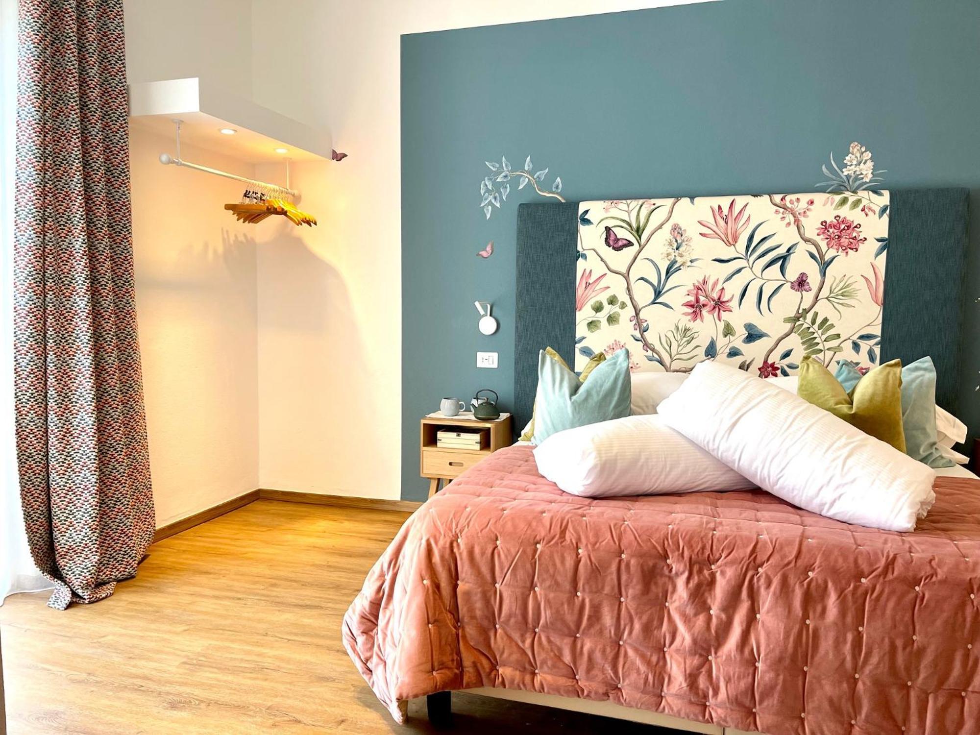 מונליה Hotel Villa Edera & La Torretta מראה חיצוני תמונה