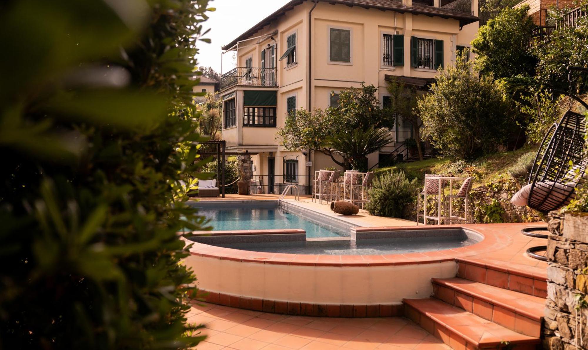 מונליה Hotel Villa Edera & La Torretta מראה חיצוני תמונה