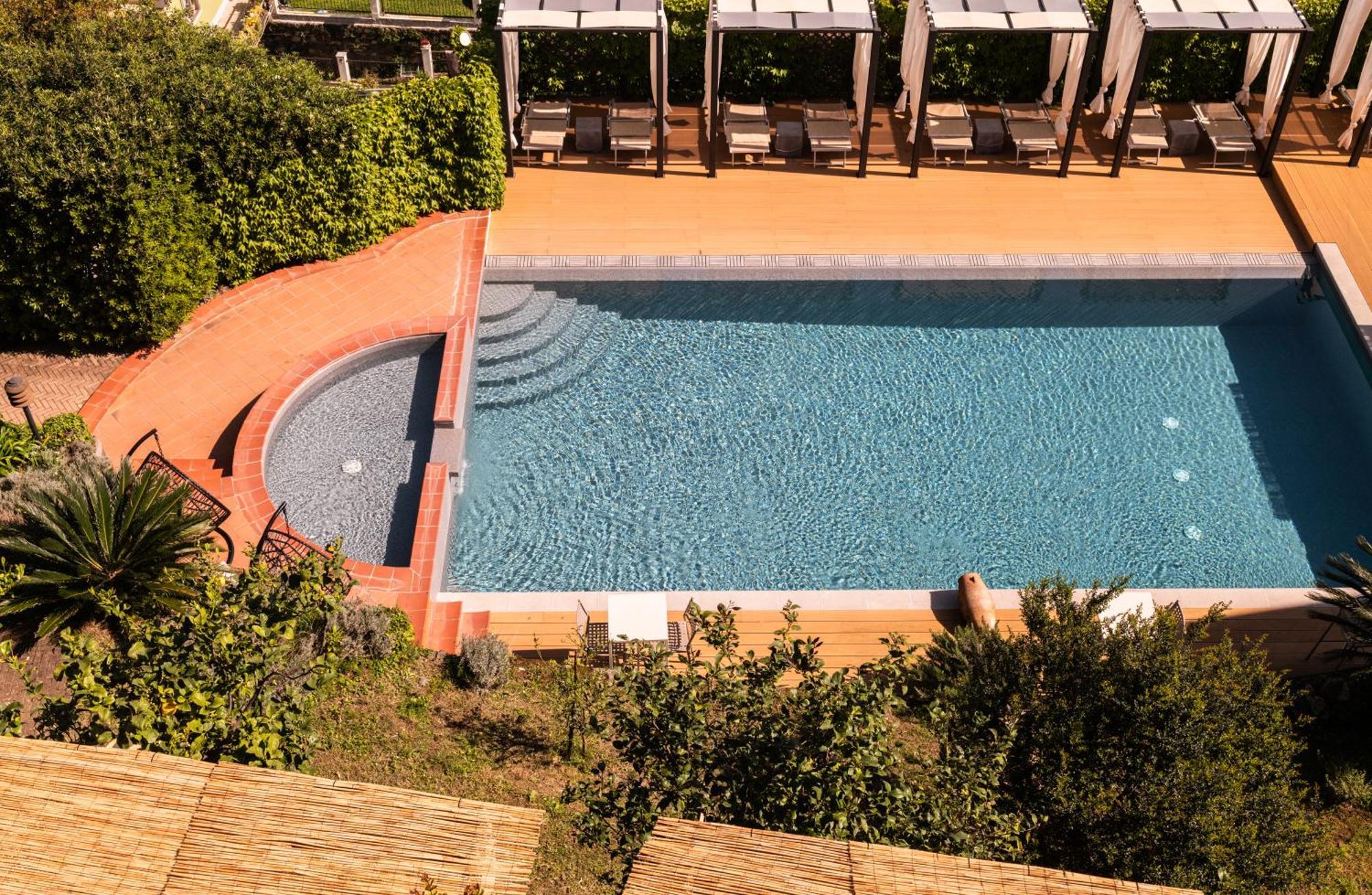 מונליה Hotel Villa Edera & La Torretta מראה חיצוני תמונה