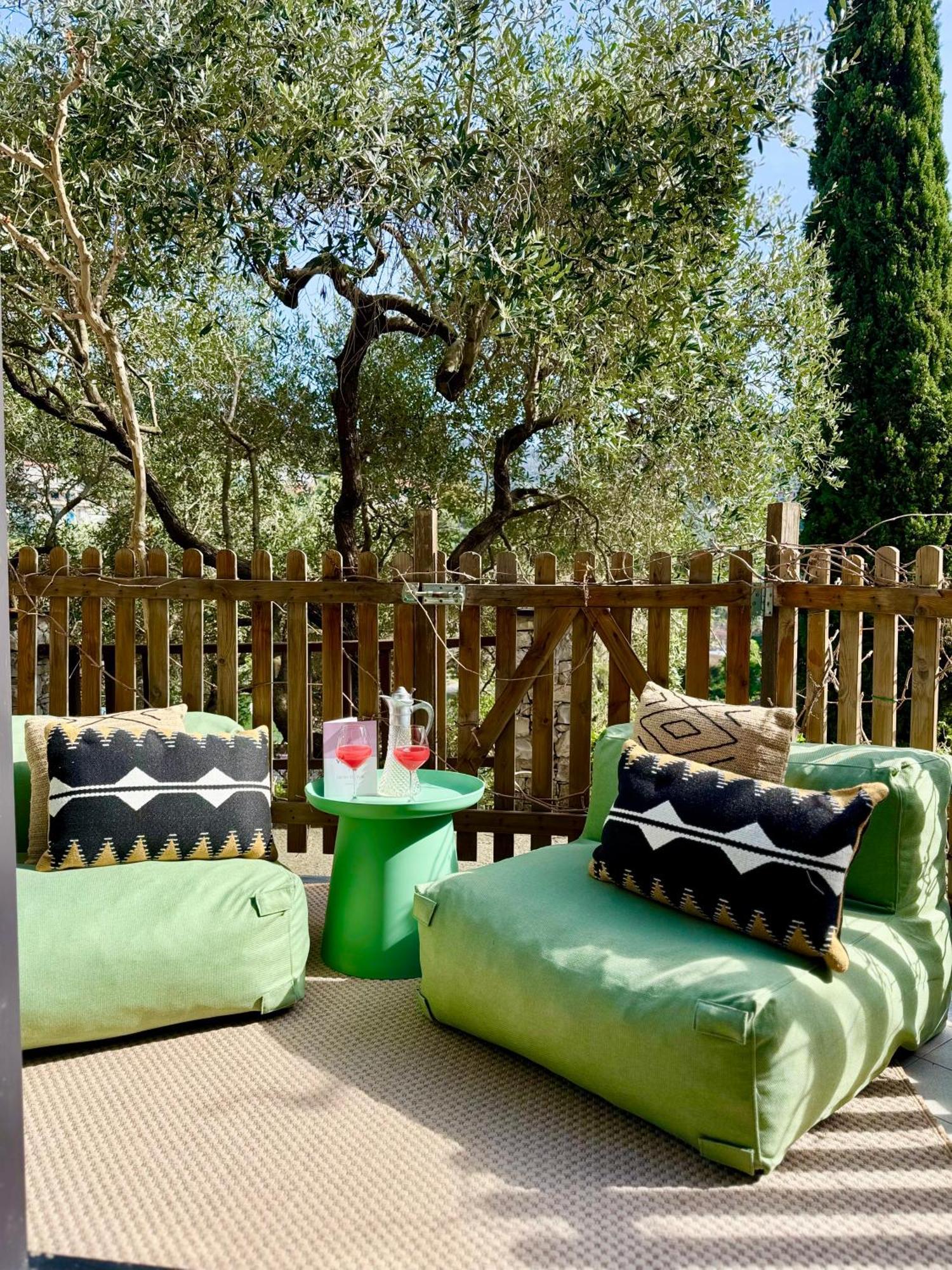 מונליה Hotel Villa Edera & La Torretta מראה חיצוני תמונה