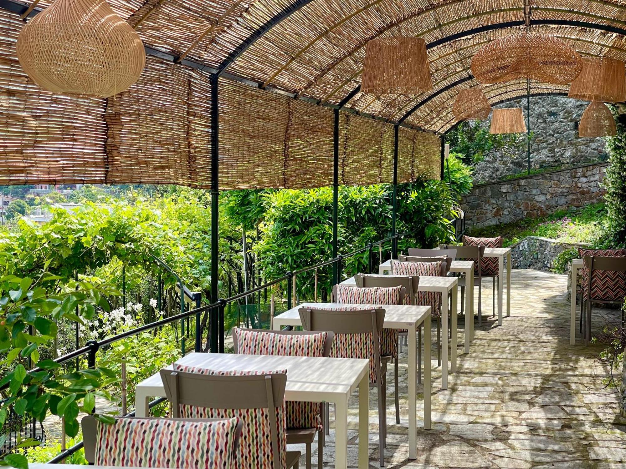 מונליה Hotel Villa Edera & La Torretta מראה חיצוני תמונה